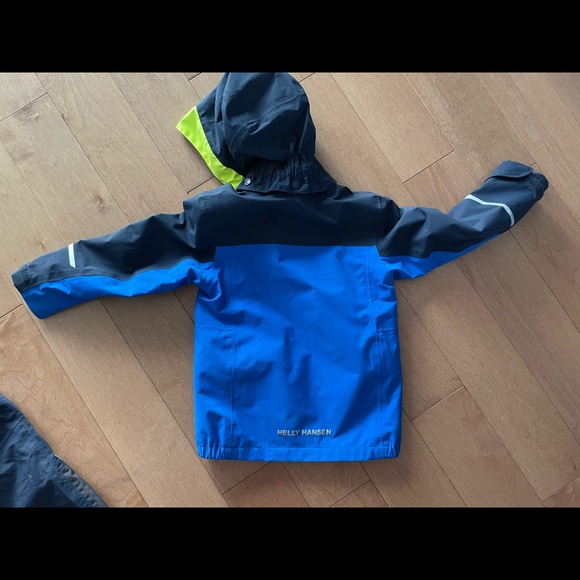 Helly Hansen Shelter Jacket and pants - Picture 5 of 5